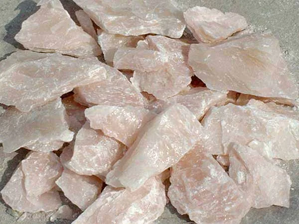 Talc ore for fine powder grinding