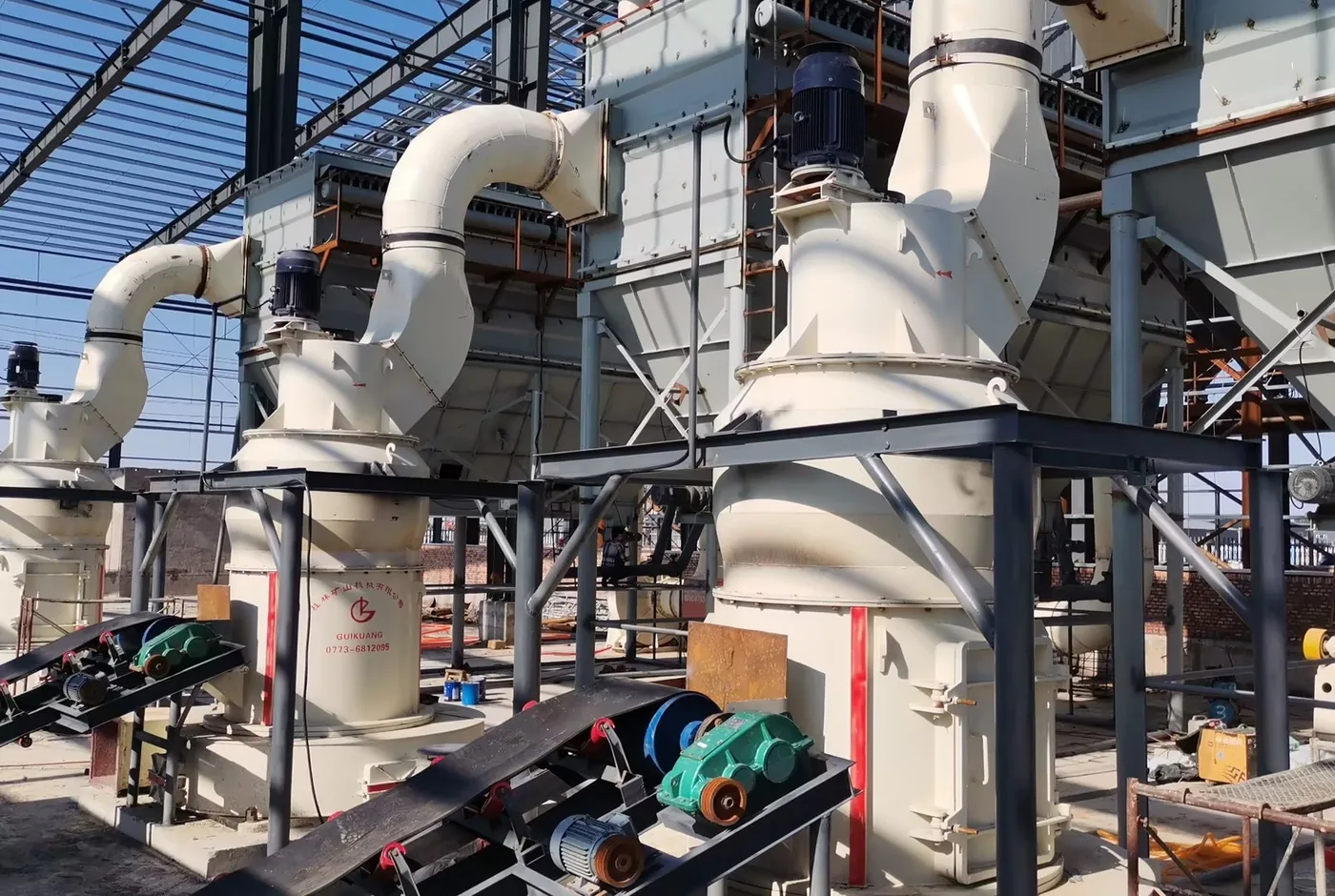 Three CRRM1620A mills for petroleum coke